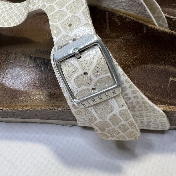 Birkenstock Gizeh Women Slip On Sandals Snake Skin Metallic Size 36 EU / 5 US - Picture 6 of 14